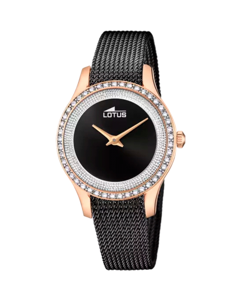 Reloj para mujer que cuenta con una caja de acero circonitas y cristal mineral, además de una correa de acero inoxidable.