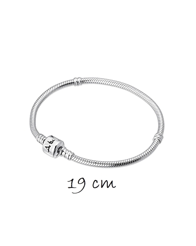 Una pulsera de plata para abalorios es una pieza de joyería versátil que permite la personalización. Hecha principalmente de pla