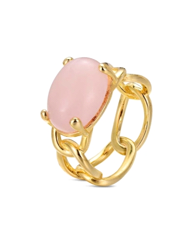 Un anillo chapado cerrado con una piedra natural de cuarzo rosa de 16 mm. Esta joya combina la belleza suave y reconfortante del