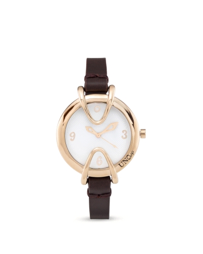 RELOJ DE ORO ESFERA REDONDA BLANCA Y CORREA CUERO BRAVE. El reloj de la Colección Brave cuenta con un diseño único formado por u