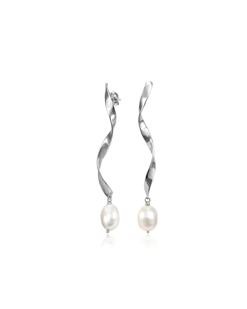 Pendientes perla de plata diseño curvilíneo para mujer en plata. Pendientes largos de perla con un diseño curvilíneo que tu orej