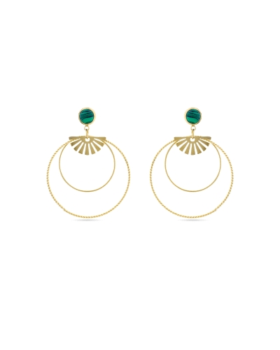 Pendientes acabados en oro amarillo de 18K. África se convierte en la línea perfecta para mujeres con personalidad, que no temen