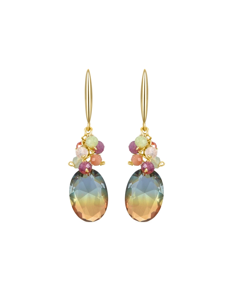 Pendientes para mujer de plata de ley 925 acabado en oro amarillo de 18 quilates y cristales multicolor. Una joya poderosa, su c