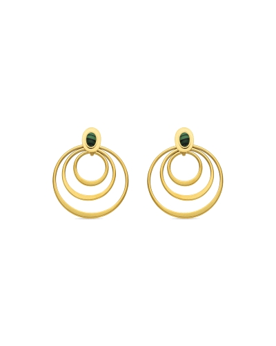 Pendientes de acero con acabado en oro amarillo de 18K, compuestos por tres aros en disminución, que crean un diseño dinámico y 