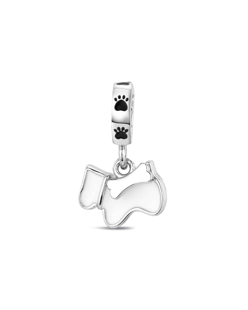 Abalorio de plata "Perro con esmalte blanco" es una encantadora pieza que celebra la amistad y lealtad de nuestros amigos canino