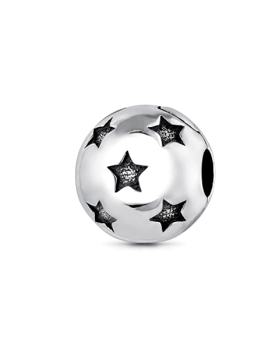 Este hermoso abalorio de plata está inspirado en el misterioso y fascinante universo. Detallado con símbolos como estrellas, lun