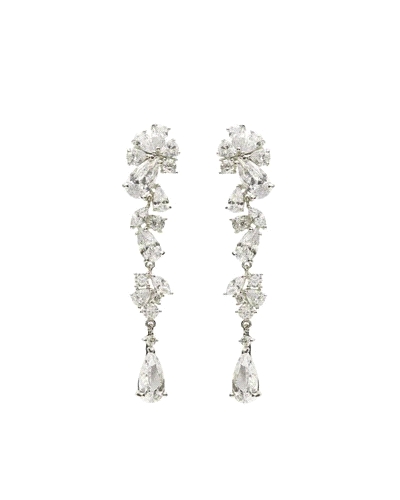 Pendientes largos novia diseño cascada brillante. Las joyas de moda que necesitas para hacer brillar tu oreja y todos tus estili