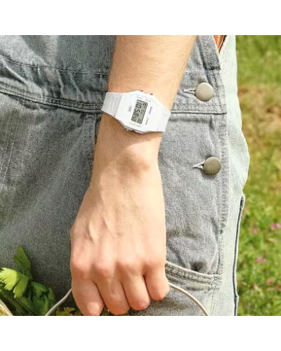 Reloj Casio F-91WB-7A blanco