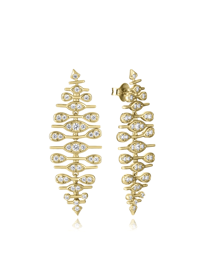 Unos pendientes que capturan la esencia de la naturaleza en un diseño elegante y femenino. Elaborados en plata de primera ley co