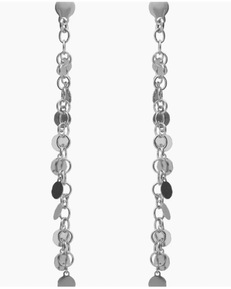 Pendientes largos de Plata de Ley. Largo motivo: 6cm con forma de mini círculos y cierre de tuerca a presión de la colección Mus