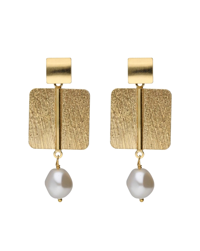 Pendientes largos con perla barroca de Plata de Ley en forma de cuadrado. Tamaño del cristal 8mm, con cierre de tuerca a presión