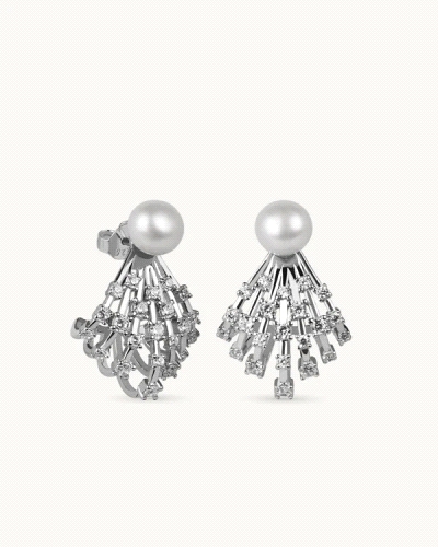 Pendientes en plata de ley 925mls con doble baño de platino y rodio y circonitas EXCELLENCE STAR CUT talladas con los estándares