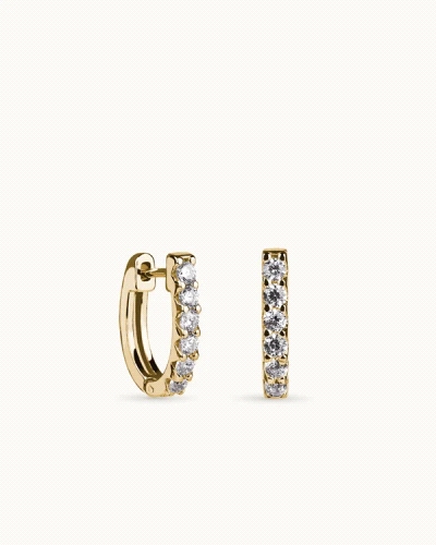 Pendientes en plata de ley 925mls con doble baño de platino y rodio y circonitas EXCELLENCE STAR CUT talladas con los estándares