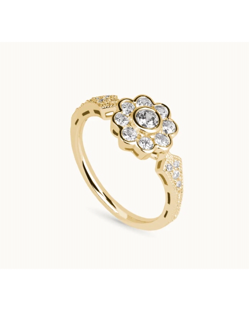 Anillo en plata de ley 925mls con doble baño de platino y rodio y circonitas EXCELLENCE STAR CUT talladas con los estándares ide