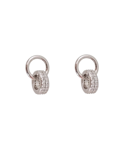 Pendiente de plata de ley 925 rodiado, un aro ( 7.5mm ) en presión y otro aro ( 7mm ) con piedras circonitas de microengaste.