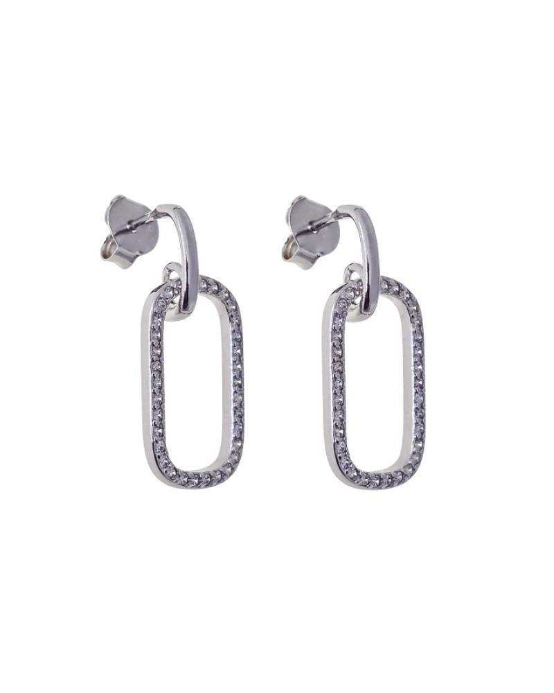 Pendiente de plata de ley 925 de medio aro en presión ( 9.2mm ) con entre pieza ovalada ( 17mm x 10mm ) y piedras microengastada